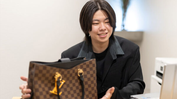 BRAND OFF(ブランドオフ）専門スタッフ募集｜接客・営業経験を活かせる正社員の仕事